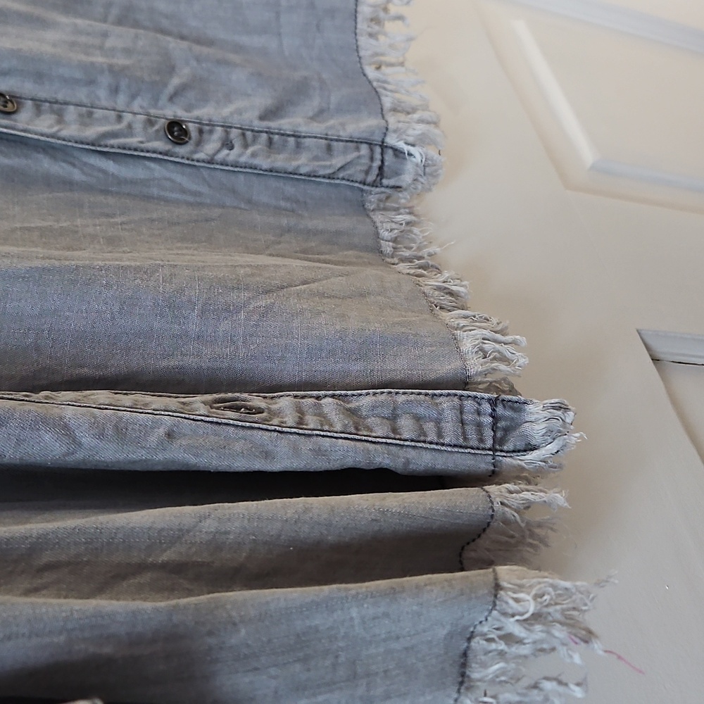 Gray Button-Up Shirt with Fringe Hem - Picture 2 of 5